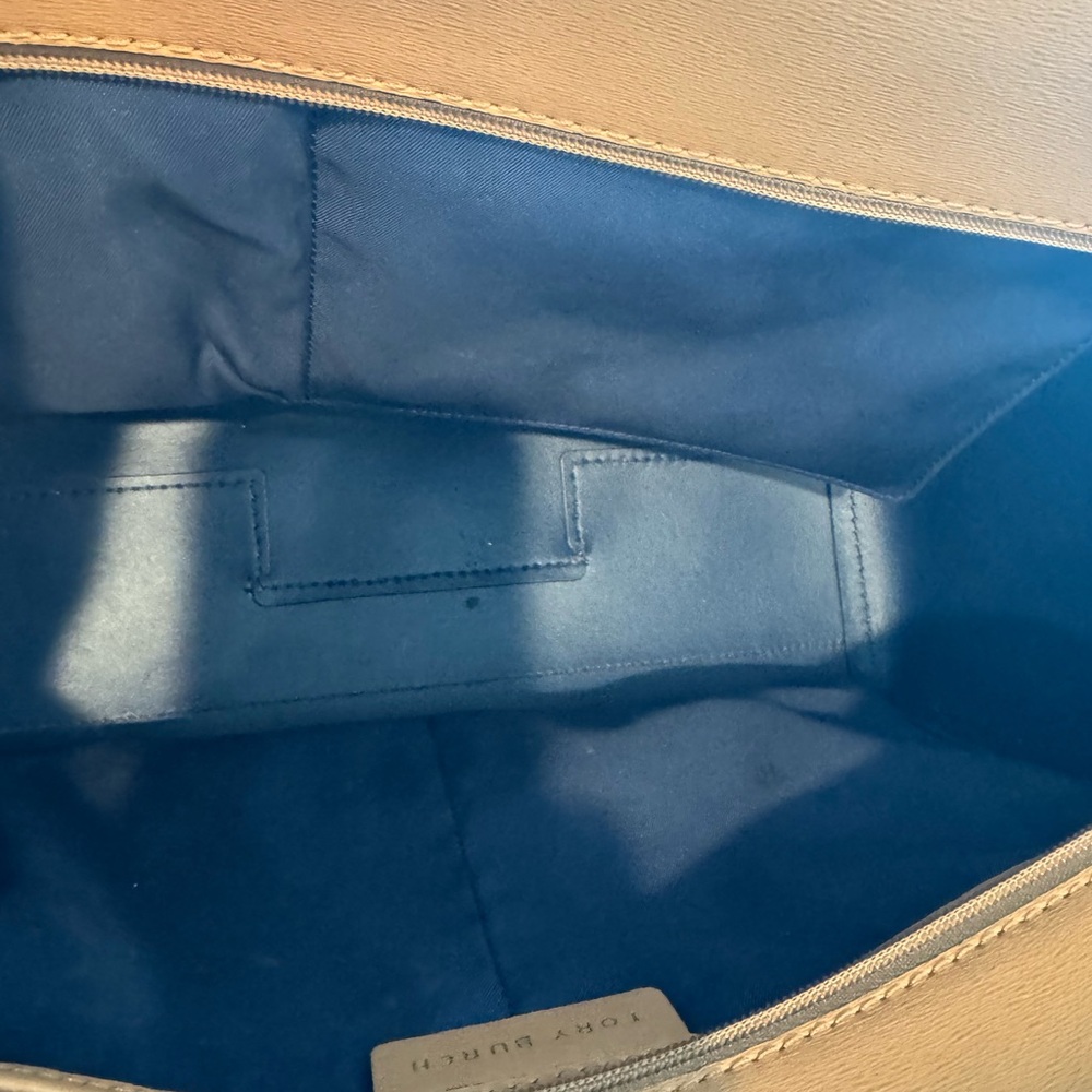 Tory Burch Parker Tote - Picture 11 of 16